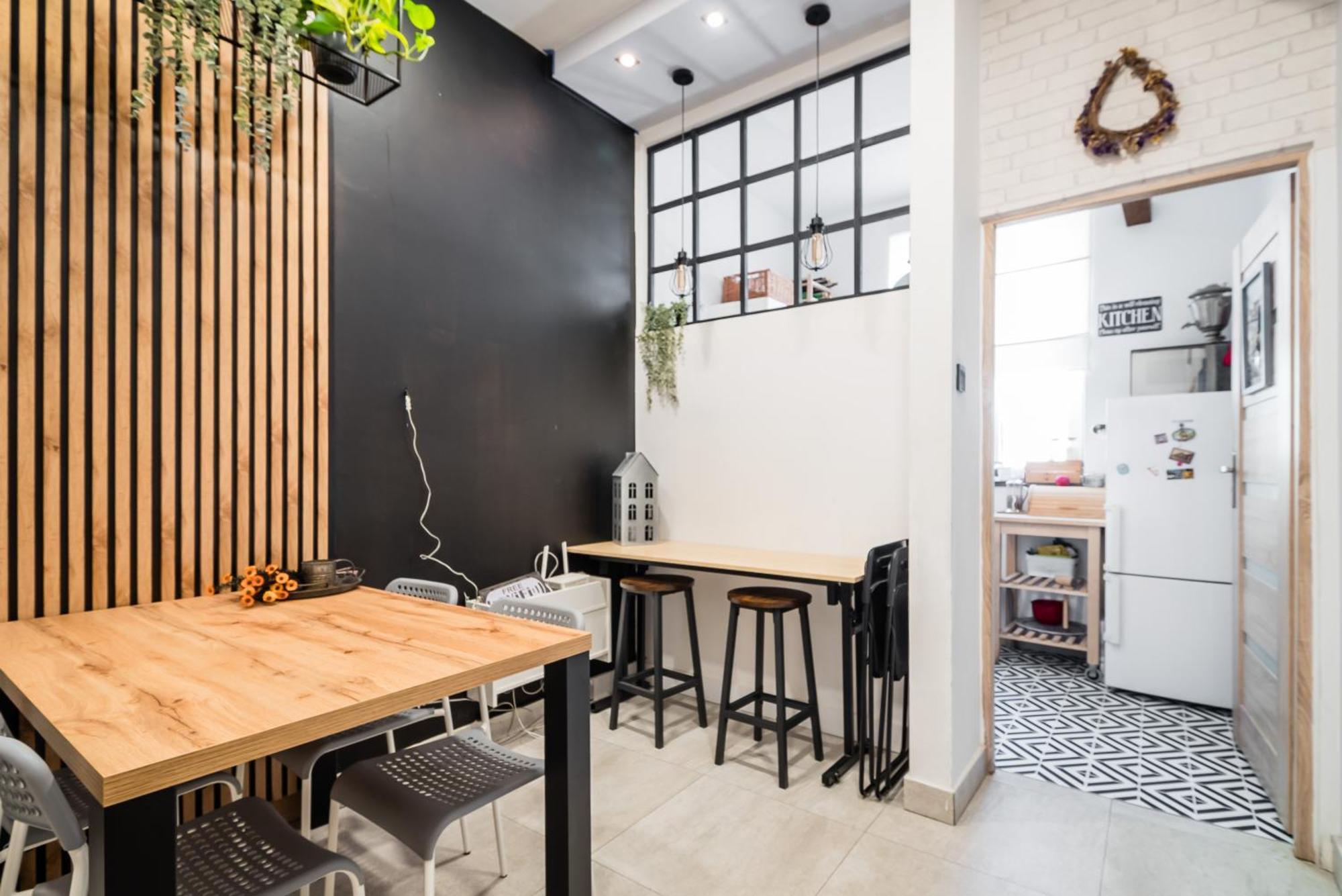 Master Corner Apartment — Photos 3